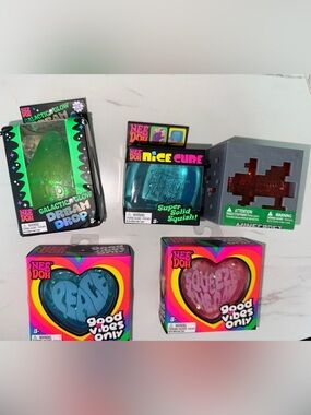 Needoh Bundle x 5 Galactic Glow Dream Drop